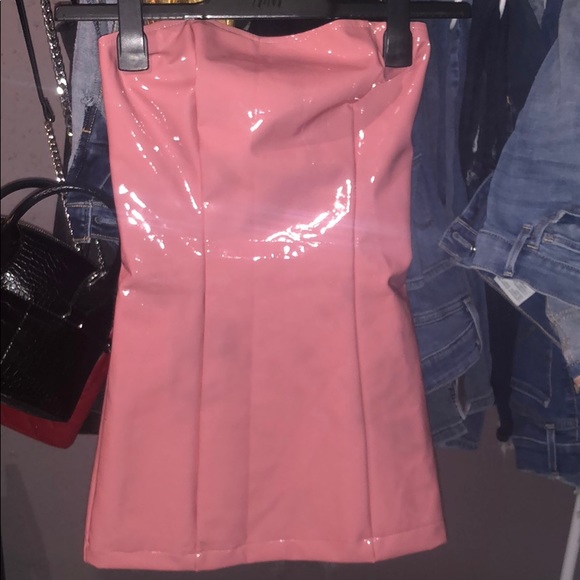 Pink Latex dress - Picture 2 of 3